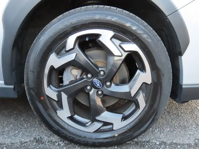 ＳＵＢＡＲＵ　ＸＶ　ハイブリッド（スバル）の車両写真