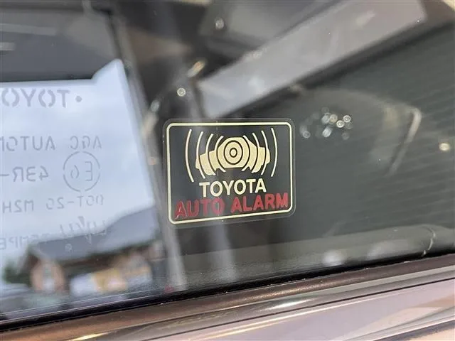 トヨタ　ハリアー　ハイブリッド