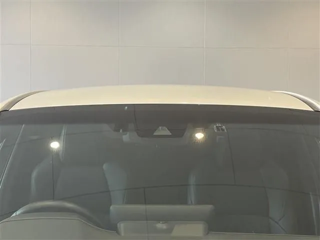 トヨタ　ハリアー　ハイブリッド