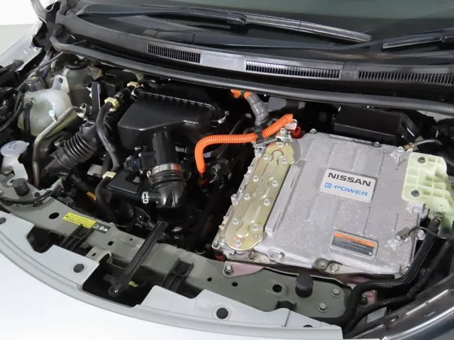 ニッサン　ノート
