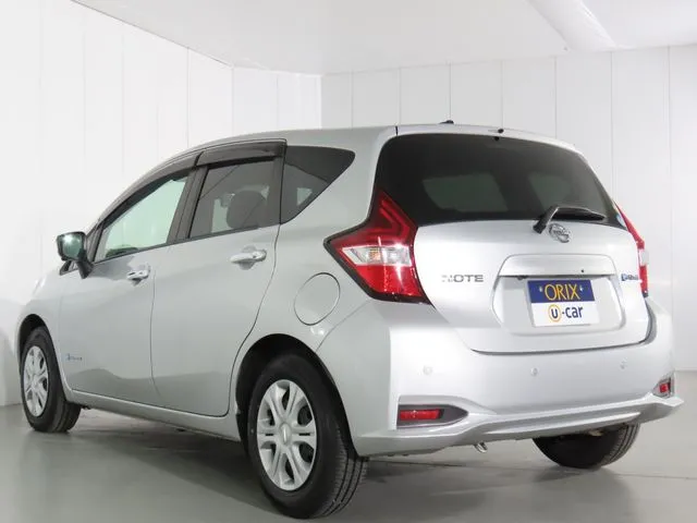 ニッサン　ノート