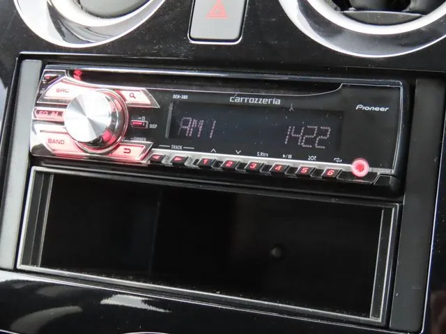 ニッサン　ノート