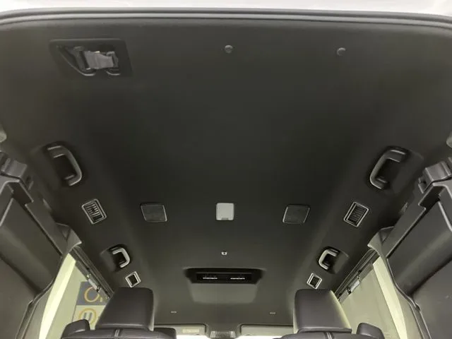 ノア　ハイブリッド（トヨタ）の車両写真