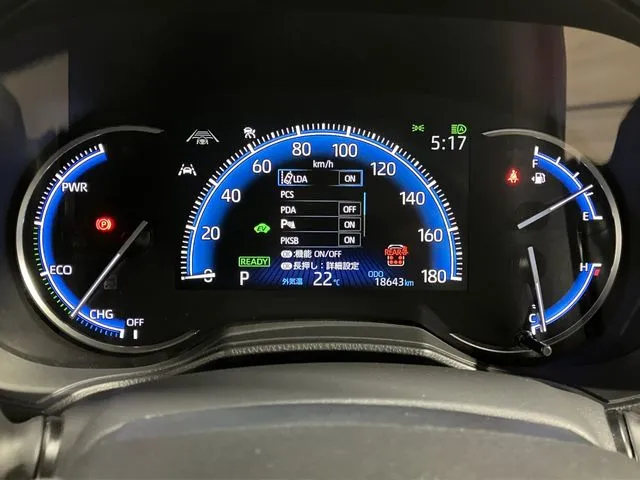 ノア　ハイブリッド（トヨタ）の車両写真