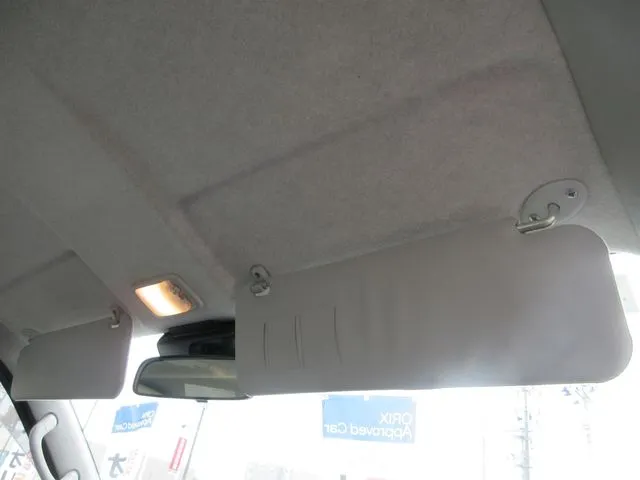 トヨタ ハイエースバン 4WD