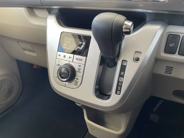 ダイハツ キャスト スタイル