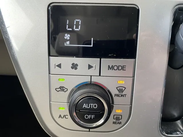 ダイハツ キャスト スタイル