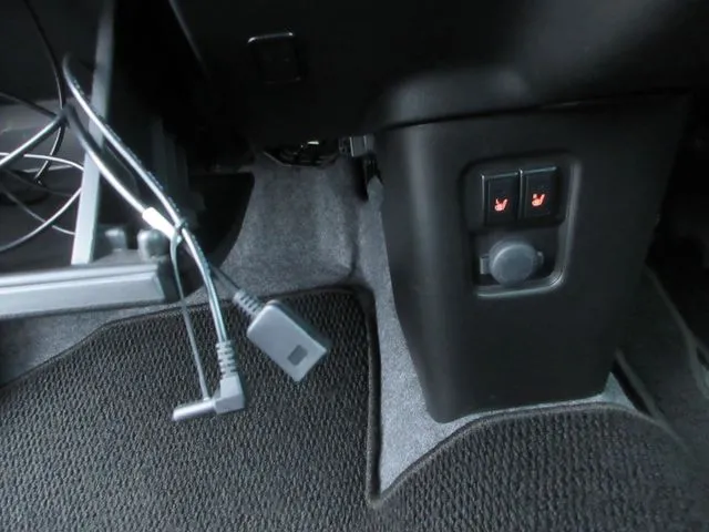 スズキ　ワゴンＲ　４ＷＤ