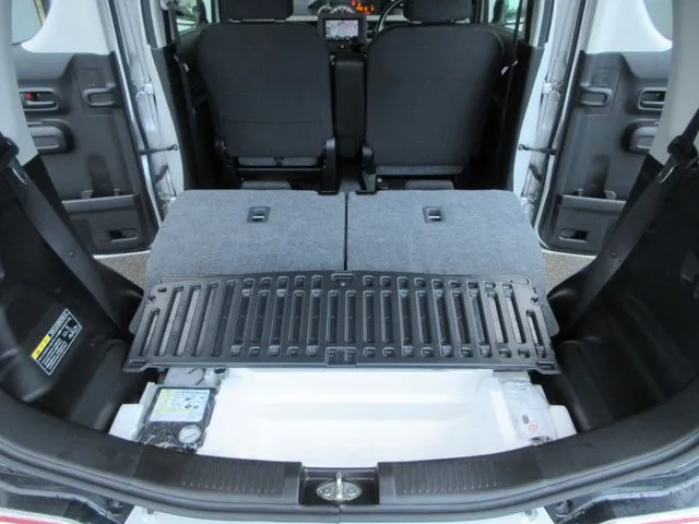 スズキ　ワゴンＲ　４ＷＤ