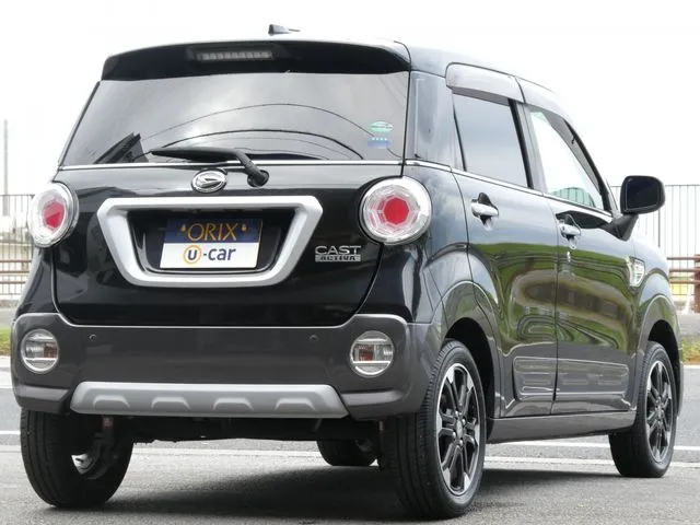 キャスト　アクティバ（ダイハツ）の車両写真