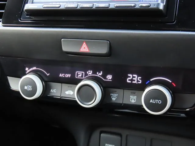 ホンダ　フィット　ｅ：ＨＥＶ