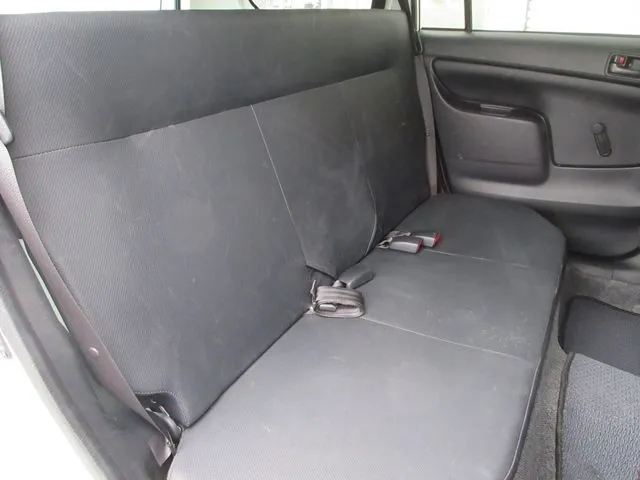 トヨタ　プロボックスバン　４ＷＤ