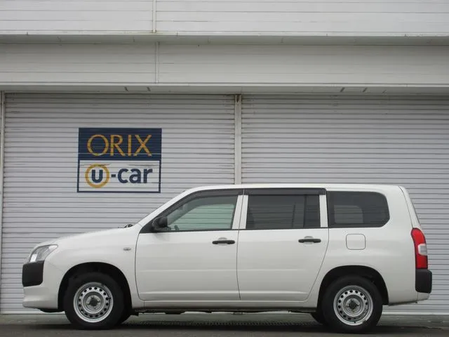 トヨタ　プロボックスバン　４ＷＤ