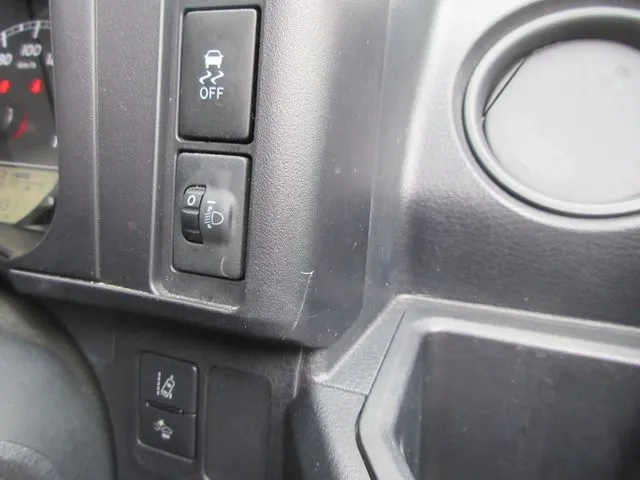 トヨタ　プロボックスバン　４ＷＤ