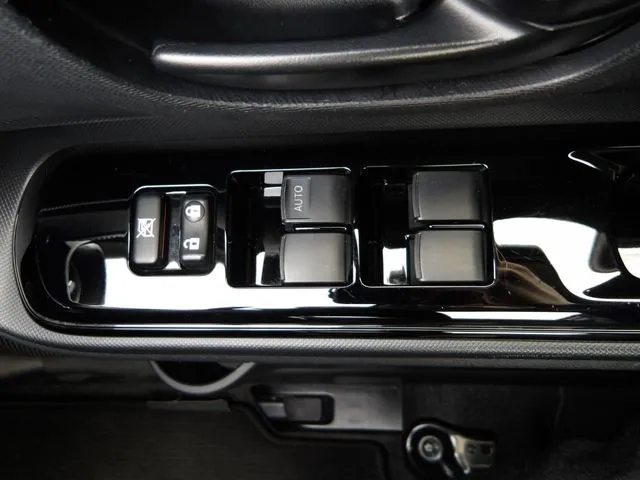 トヨタ　アクア