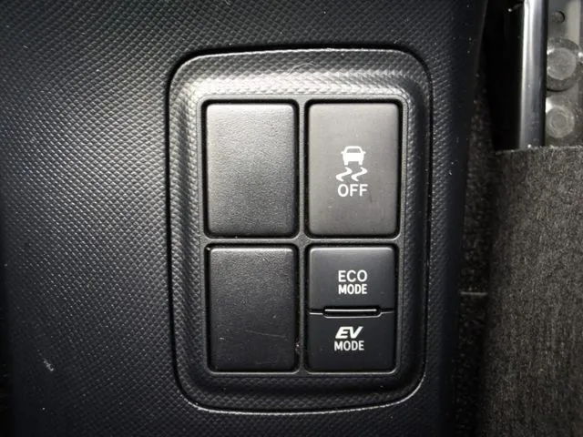 トヨタ　アクア