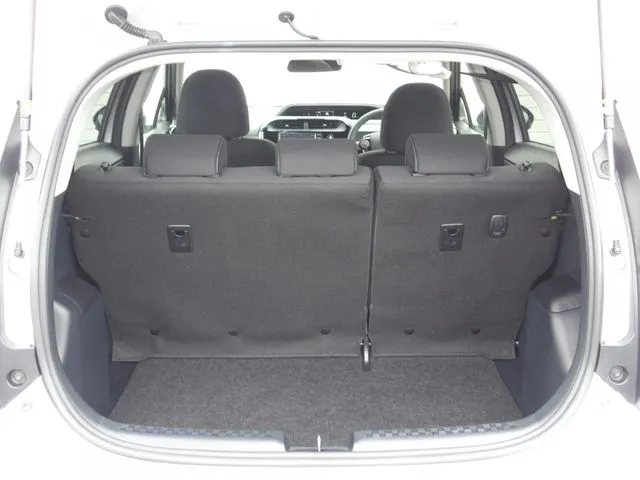 トヨタ　アクア