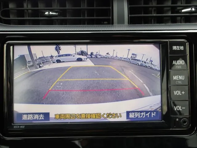 トヨタ　アクア