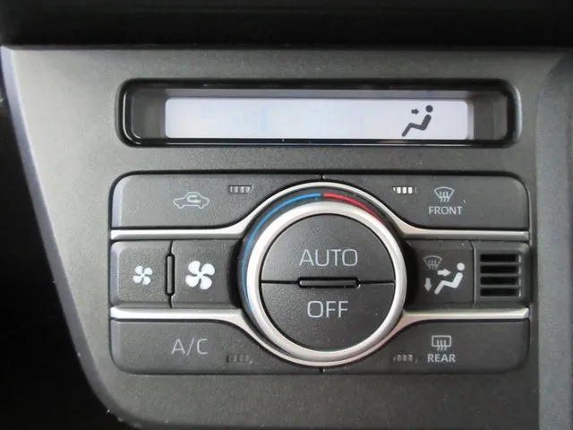 ダイハツ　タント　４ＷＤ