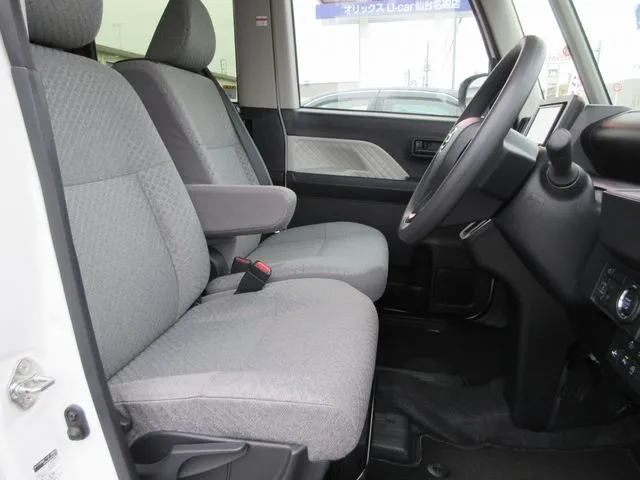 ダイハツ　タント　４ＷＤ