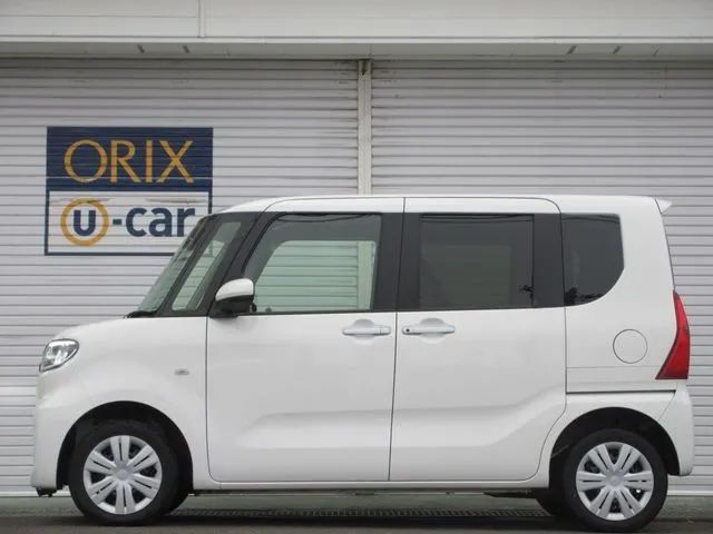 ダイハツ　タント　４ＷＤ