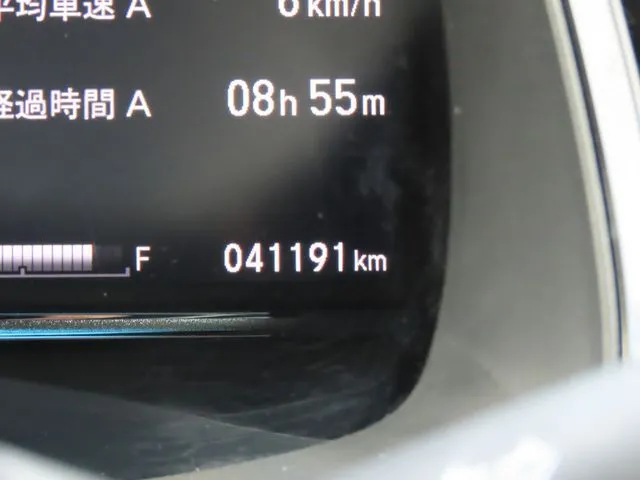 ホンダ　シャトル　ハイブリッド