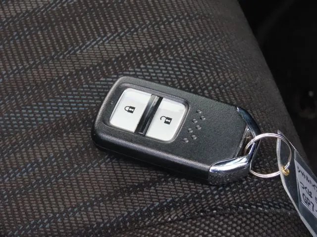 ホンダ　シャトル　ハイブリッド