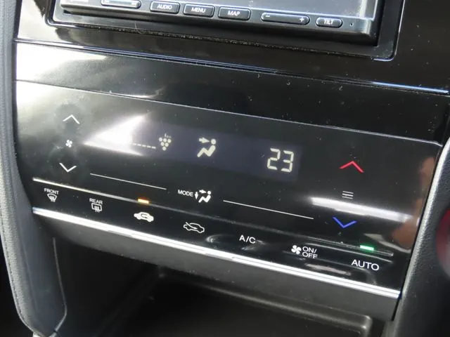 ホンダ　シャトル　ハイブリッド