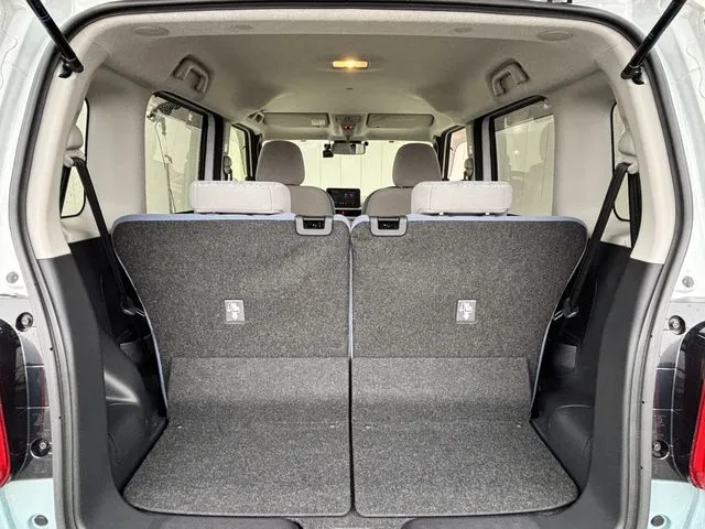 ムーヴ　キャンバス（ダイハツ）の車両写真