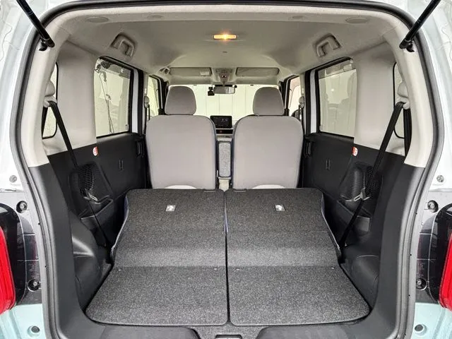 ムーヴ　キャンバス（ダイハツ）の車両写真