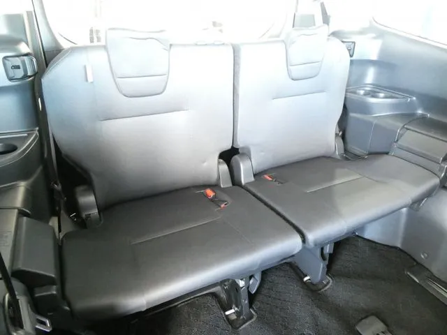 ノア（トヨタ）の車両写真