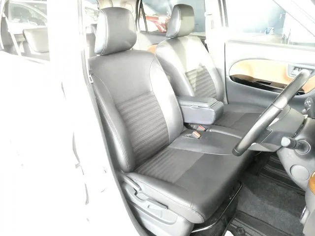 キャスト　スタイル（ダイハツ）の車両写真