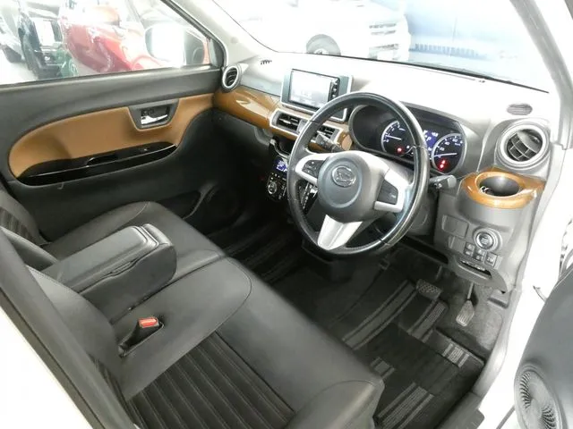 キャスト　スタイル（ダイハツ）の車両写真