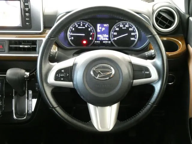 キャスト　スタイル（ダイハツ）の車両写真