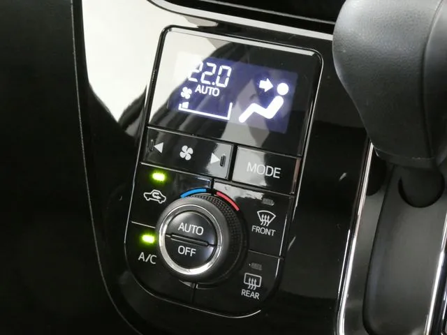 キャスト　スタイル（ダイハツ）の車両写真