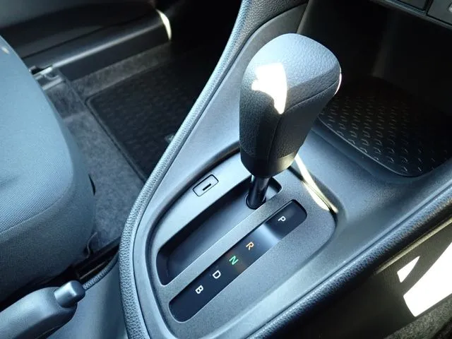 トヨタ　ヤリス