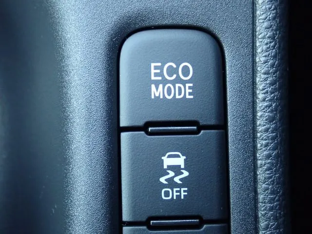 トヨタ　ヤリス