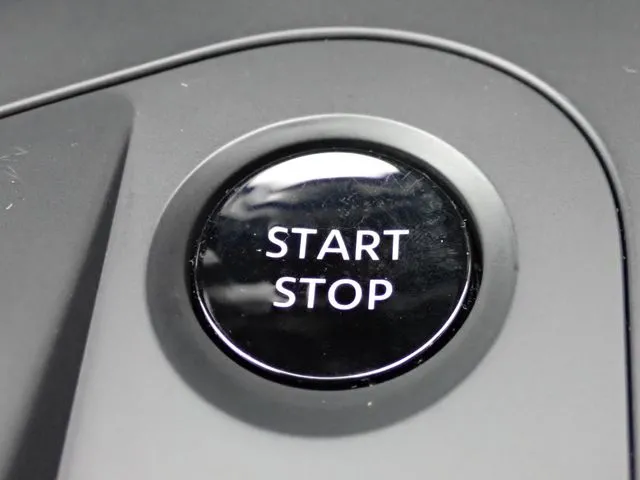 ニッサン　ノート