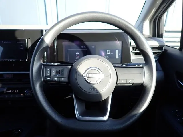 ノート（ニッサン）の車両写真