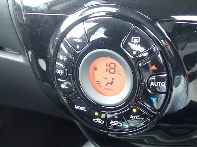 ニッサン　ノート