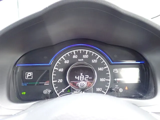 ニッサン　ノート