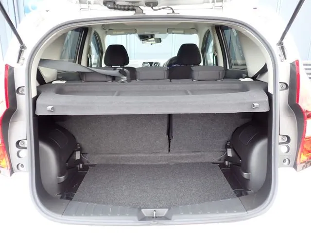 ニッサン　ノート