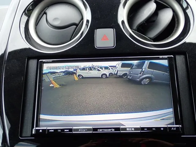 ニッサン　ノート