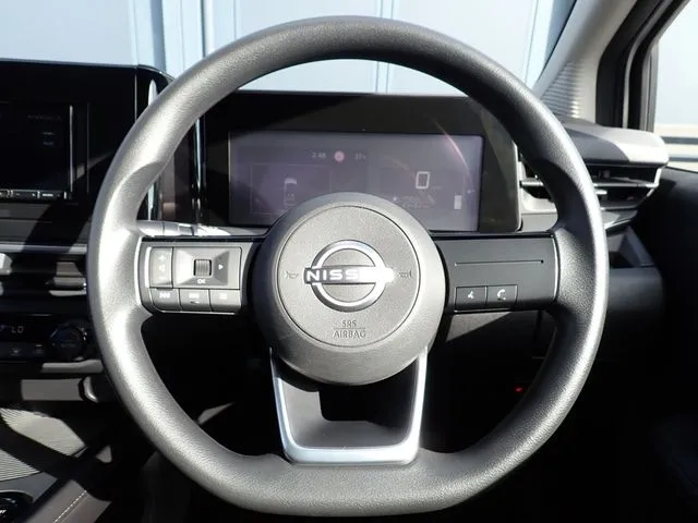 ノート（ニッサン）の車両写真