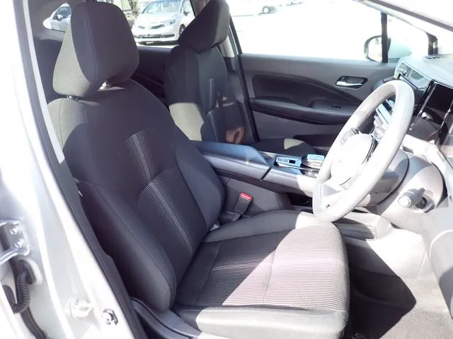 ノート（ニッサン）の車両写真