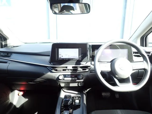 ノート（ニッサン）の車両写真