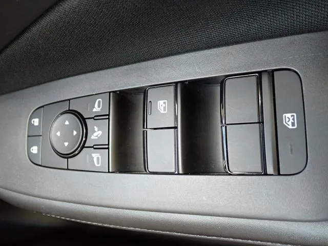 ノート（ニッサン）の車両写真