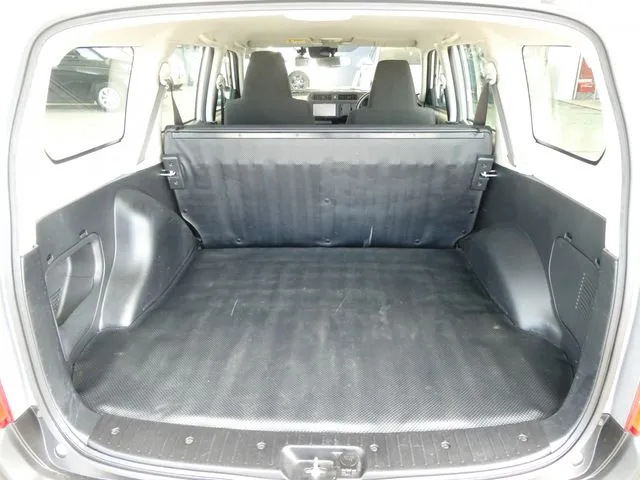 サクシードバン　２ＷＤ（トヨタ）の車両写真