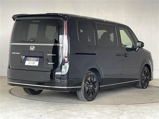 ホンダ　ステップワゴン　ｅ：ＨＥＶ　スパーダ