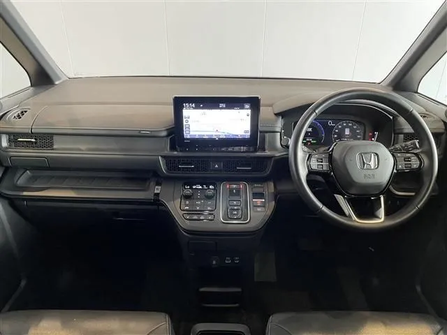 ホンダ　ステップワゴン　ｅ：ＨＥＶ　スパーダ